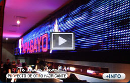 Las cortinas de leds flexibles permiten el paso de un alto porcentaje de luz de focos y ca�ones de luz.