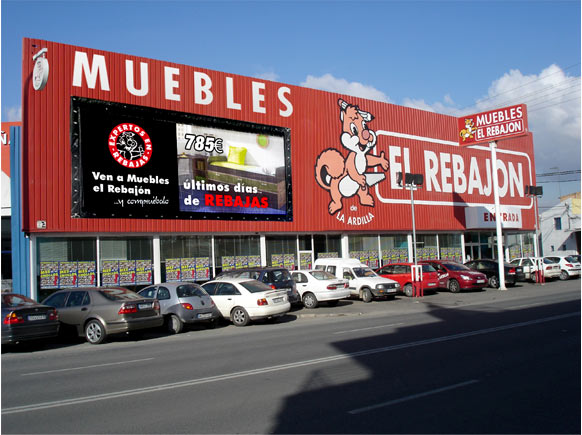 Las mantas de leds pueden ser f�cilmente instaladas en exterior para campa�as publicitarias puntuales.
