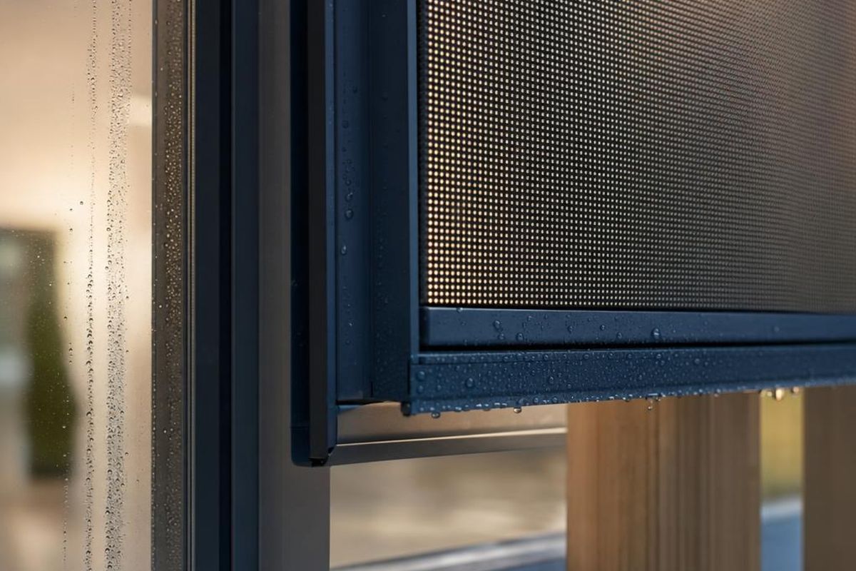 pantalla LED escaparate condensación | RotulosElectronicos.NET